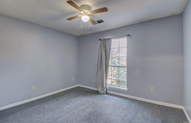 275 Helen, Conway, AR 72034