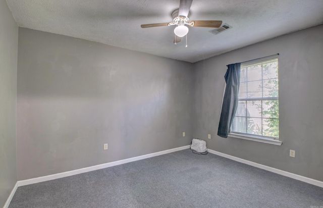 275 Helen, Conway, AR 72034