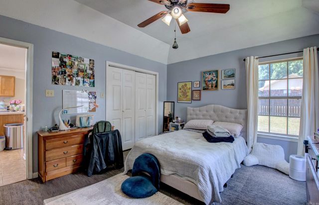 275 Helen, Conway, AR 72034