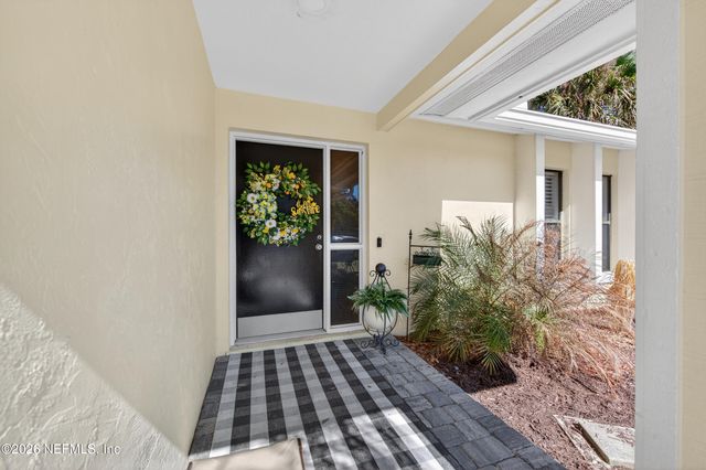 4 BLAKEVIEW Court, Palm Coast, FL 32137