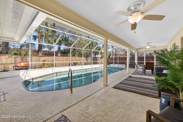 4 BLAKEVIEW Court, Palm Coast, FL 32137