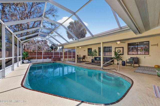 4 BLAKEVIEW Court, Palm Coast, FL 32137