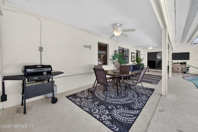 4 BLAKEVIEW Court, Palm Coast, FL 32137