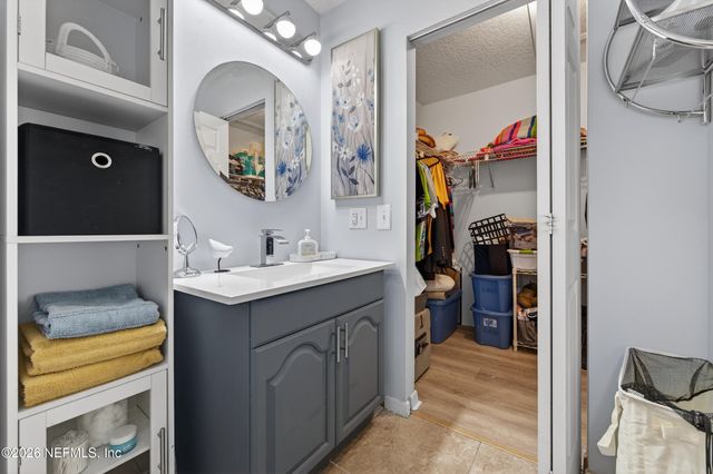 4 BLAKEVIEW Court, Palm Coast, FL 32137