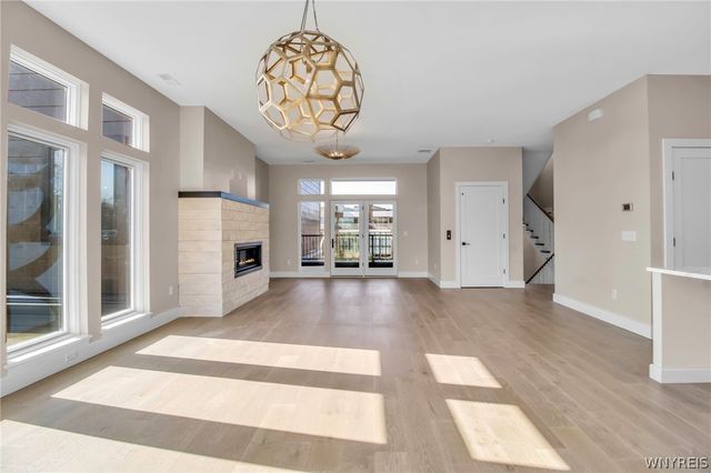 272 Lakefront Boulevard, Buffalo, NY 14202