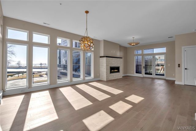 272 Lakefront Boulevard, Buffalo, NY 14202