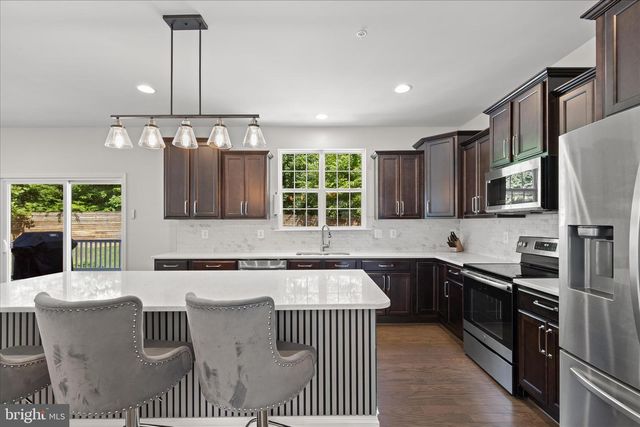 9610 PATUXENT OVERLOOK DR, Laurel, MD 20723