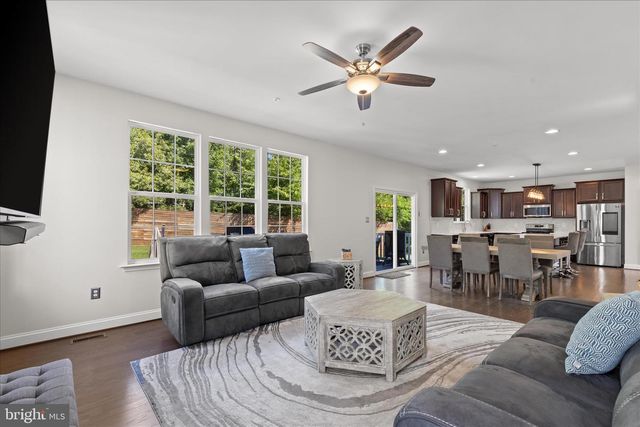 9610 PATUXENT OVERLOOK DR, Laurel, MD 20723