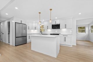 17 Susan Ln, Bellingham, MA 02019