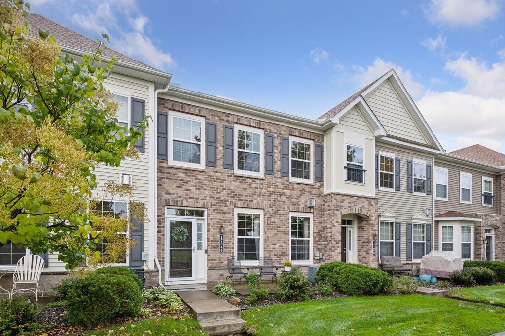 17344 72nd Avenue N 1304, Maple Grove, MN 55311