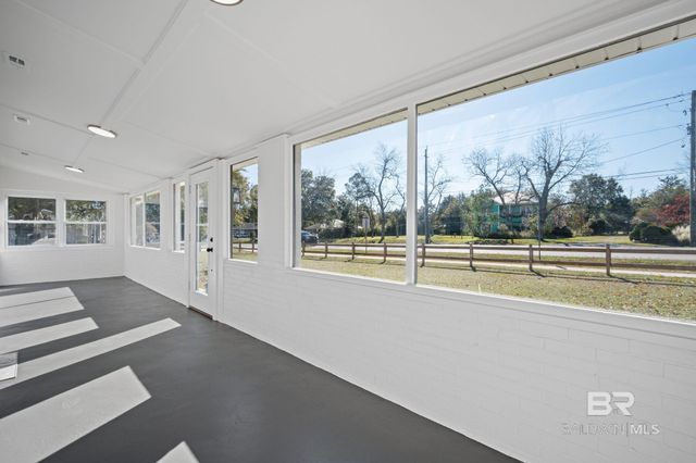 25121 State Street, Elberta, AL 36530
