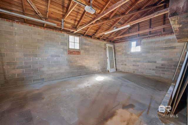 25121 State Street, Elberta, AL 36530