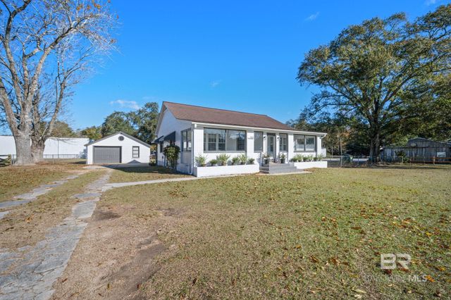 25121 State Street, Elberta, AL 36530