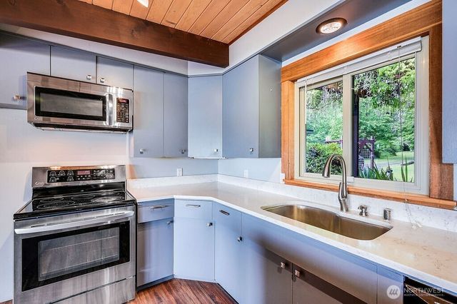 210 Cleveland Street, Port Hadlock, WA 98339