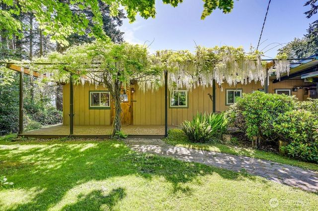 210 Cleveland Street, Port Hadlock, WA 98339