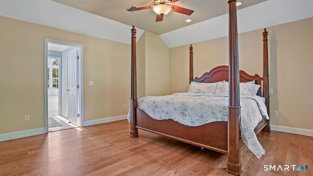 32 Pine Tree Hill Road, Newtown, CT 06470