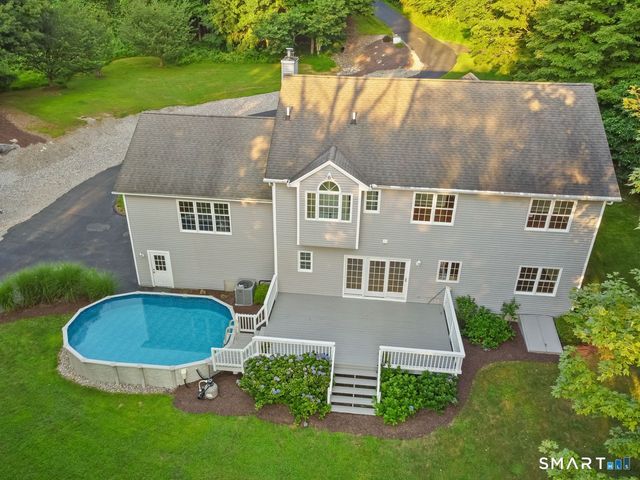 32 Pine Tree Hill Road, Newtown, CT 06470