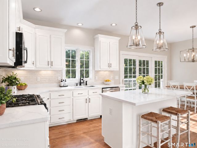 32 Pine Tree Hill Road, Newtown, CT 06470