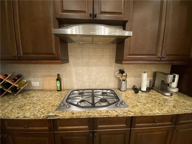 657 Lockton Place, Atlanta, GA 30342