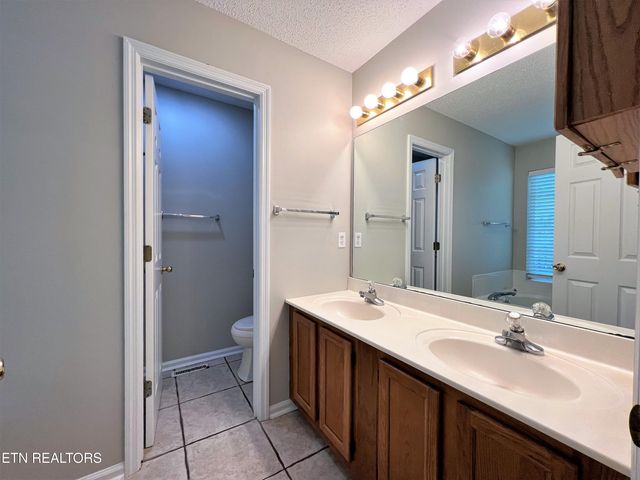 6017 Tennyson Drive, Knoxville, TN 37909