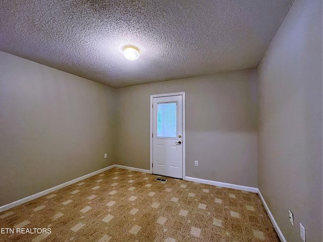 6017 Tennyson Drive, Knoxville, TN 37909