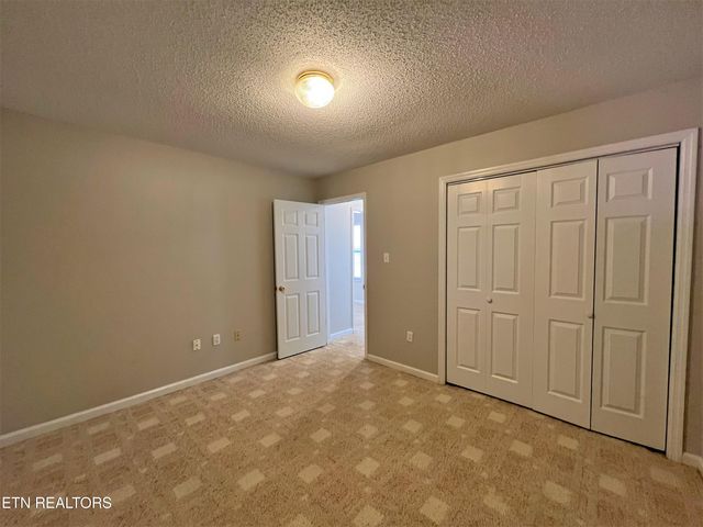 6017 Tennyson Drive, Knoxville, TN 37909