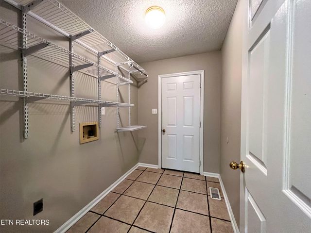 6017 Tennyson Drive, Knoxville, TN 37909