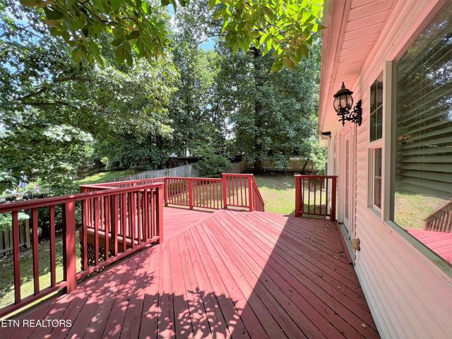 6017 Tennyson Drive, Knoxville, TN 37909