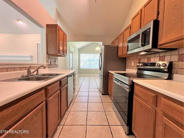 6017 Tennyson Drive, Knoxville, TN 37909