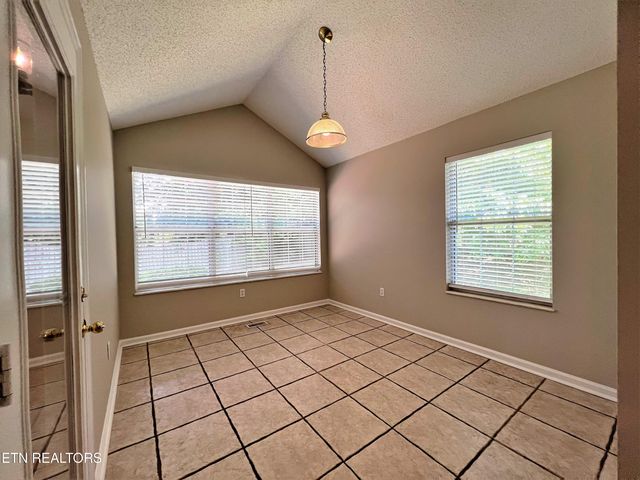 6017 Tennyson Drive, Knoxville, TN 37909