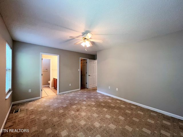 6017 Tennyson Drive, Knoxville, TN 37909