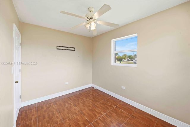 2724 Acapulco Dr, Miramar, FL 33023