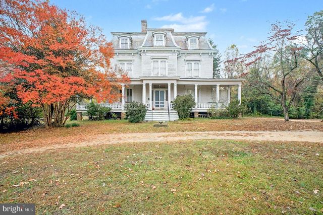 900 FICKLEN RD, Fredericksburg, VA 22405