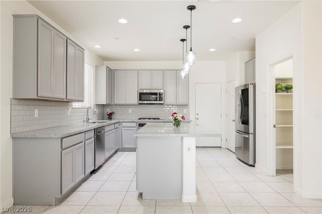 361 Espressivo Street, Las Vegas, NV 89011