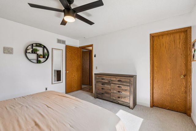 8584 Pinehurst Alcove, Woodbury, MN 55125