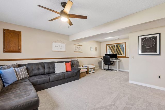 8584 Pinehurst Alcove, Woodbury, MN 55125