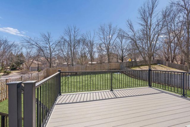 8584 Pinehurst Alcove, Woodbury, MN 55125