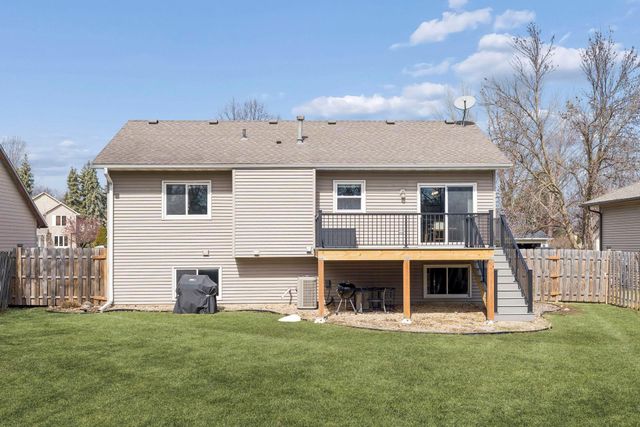 8584 Pinehurst Alcove, Woodbury, MN 55125