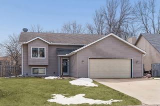 8584 Pinehurst Alcove, Woodbury, MN 55125