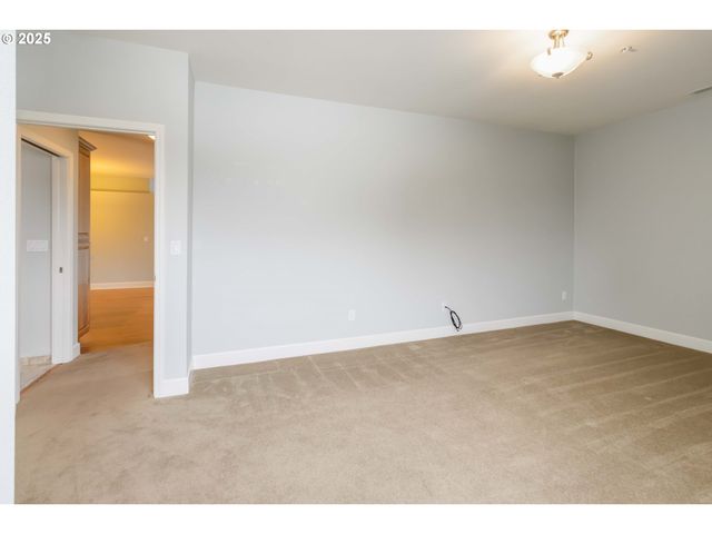 1548 RIVER Rd 302, Longview, WA 98632