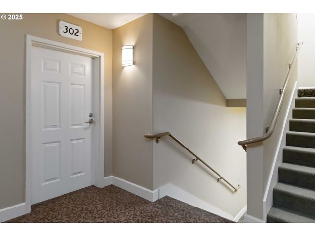 1548 RIVER Rd 302, Longview, WA 98632