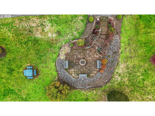 1548 RIVER Rd 302, Longview, WA 98632