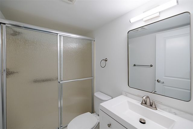 835 18th Street 403, Vero Beach, FL 32960