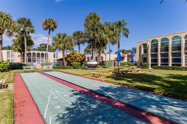 835 18th Street 403, Vero Beach, FL 32960