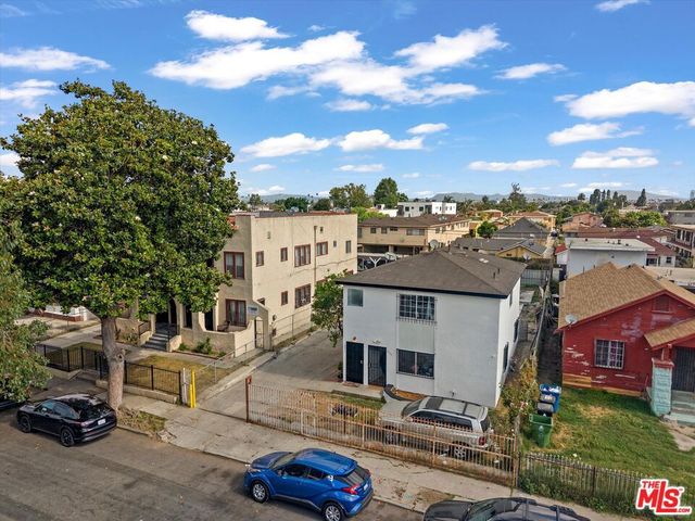 633 W 75th Street, Los Angeles, CA 90044