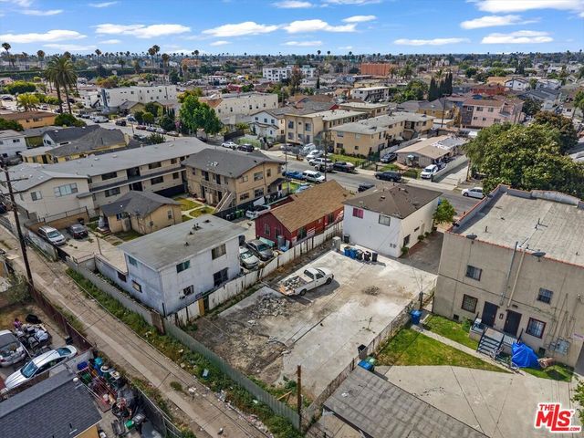 633 W 75th Street, Los Angeles, CA 90044