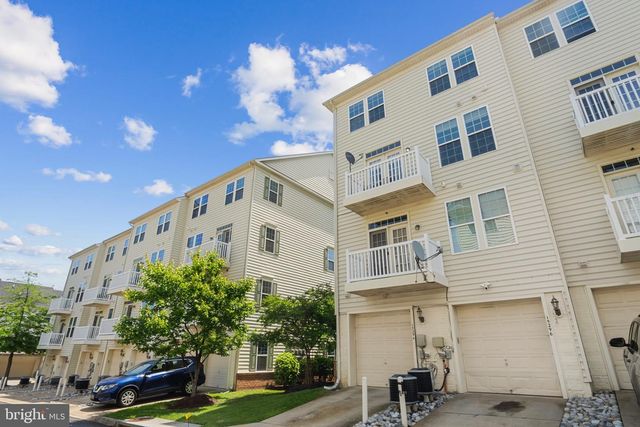 15296 REGENTS PARK DRIVE, Woodbridge, VA 22191