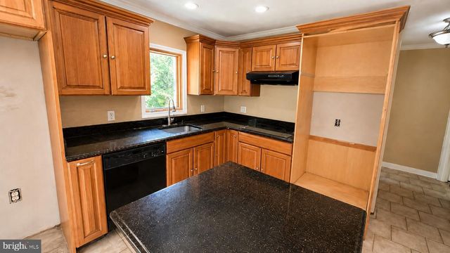 173 ARNEYS MOUNT RD, Pemberton, NJ 08068