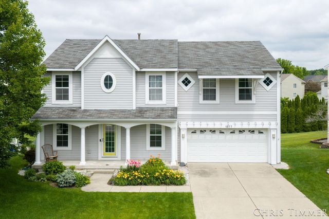 1877 Sun Park Drive, Zeeland, MI 49464