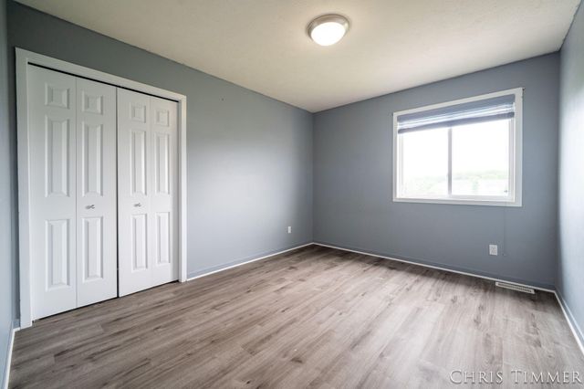 1877 Sun Park Drive, Zeeland, MI 49464